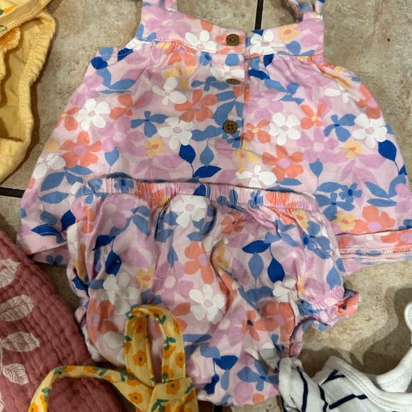 Kids' Colorful Matching Set Collection - Picture 11 of 16